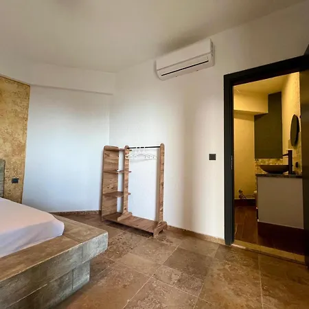Elm Bed & Breakfast Alinca
