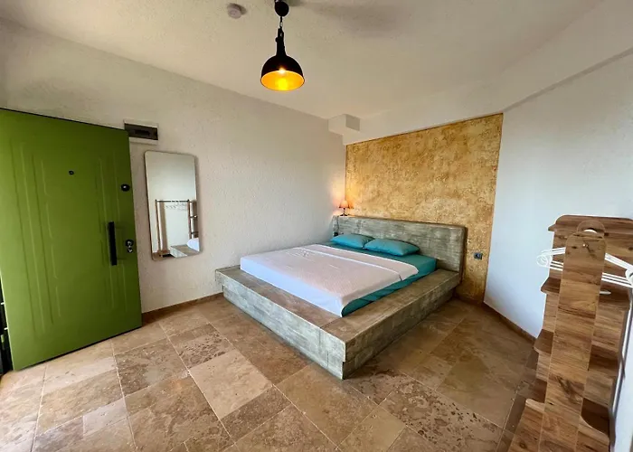 Bed & Breakfast Elm 3*